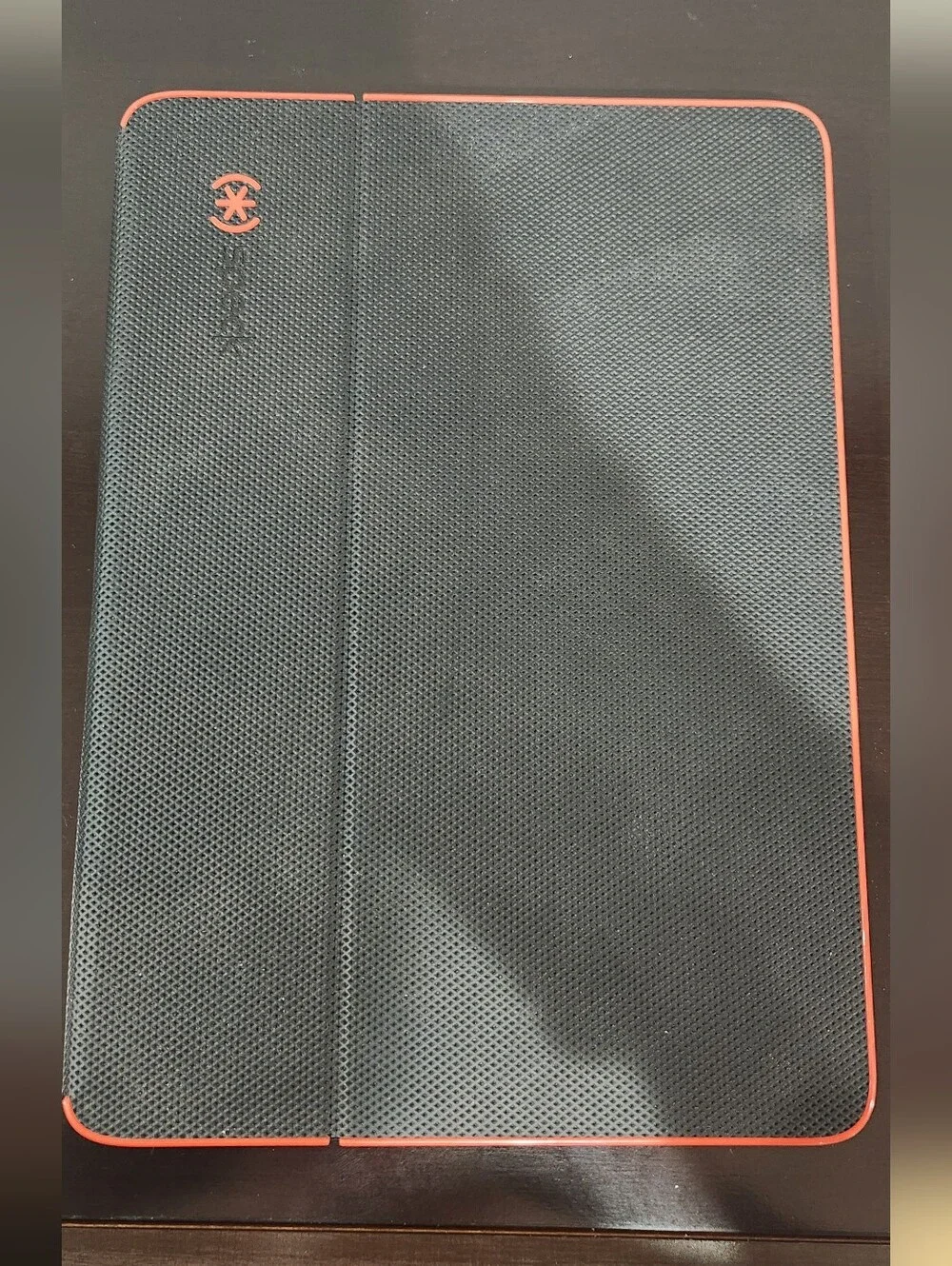 Speck Red & Black iPad AIR Case cover